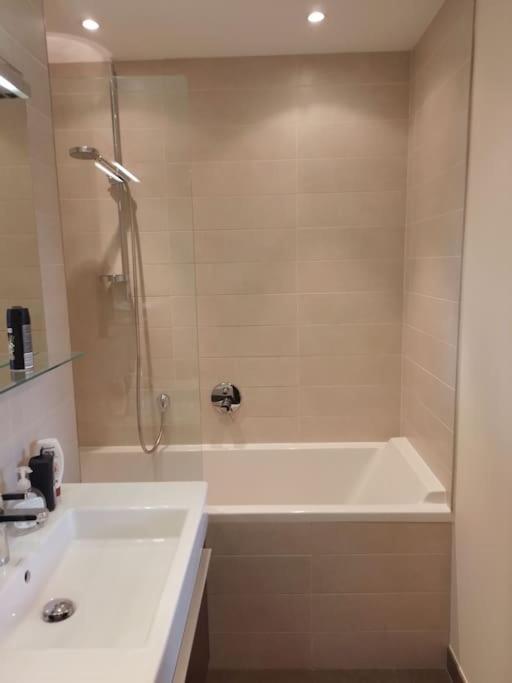 Apartment Beautiful 2br/2bar Apartement In European District *
