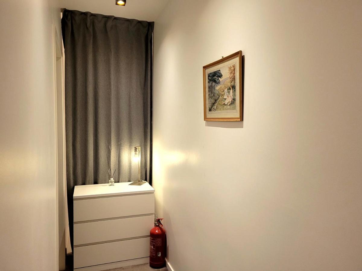 Brand New With Private Bathroom And Balcony-terrasse Guest house *