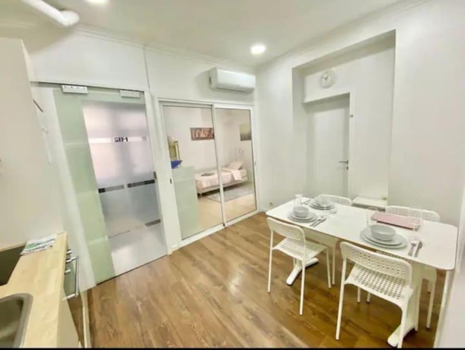 Apartment Minimal - Flat Ad Centre *