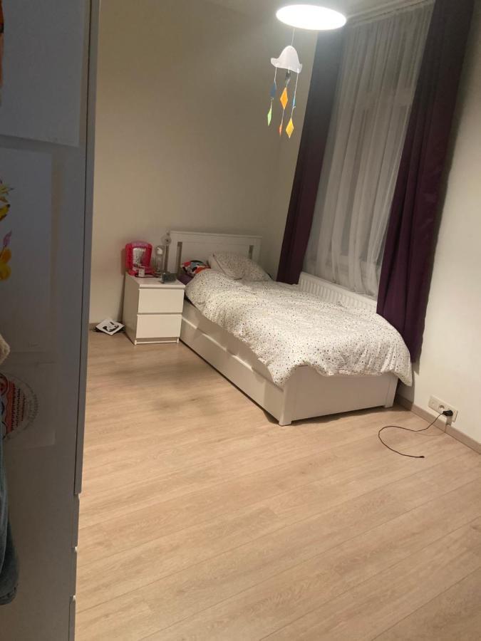 Chambres /un Lit Ou 2 Lit A * Brussels