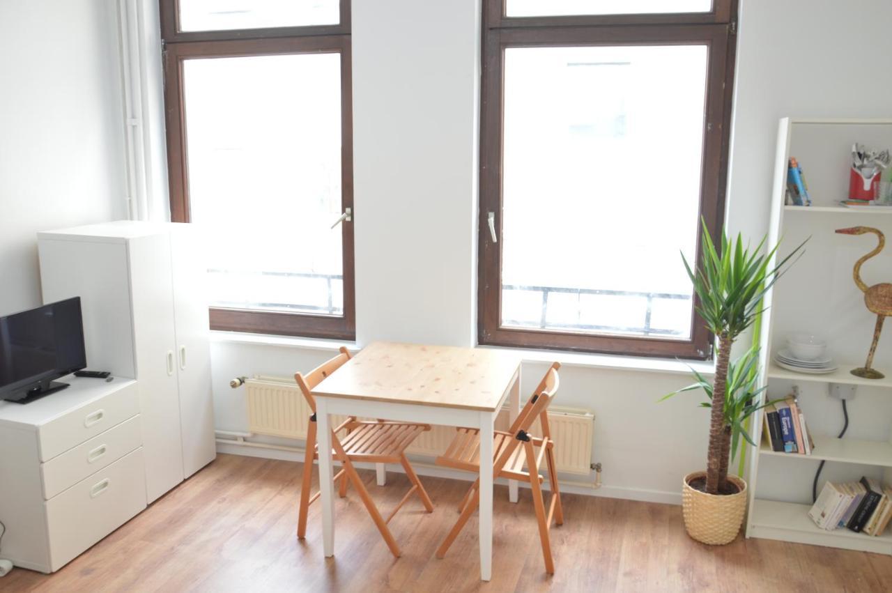 Awesome Studio In Marolles Brussels