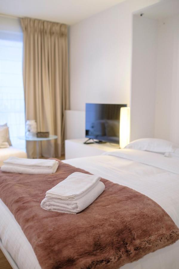 Proche De La Toison D'or Apartment *