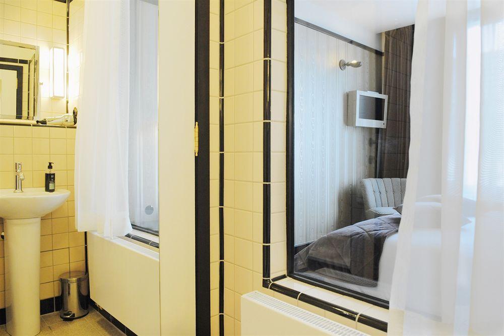 Latroupe Le Berger Hotel 3*