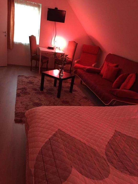 Bed & Breakfast La Maison Du Soleil Brussels