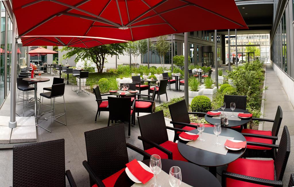 Hotel Park By Radisson Brussels Centre Midi 3*