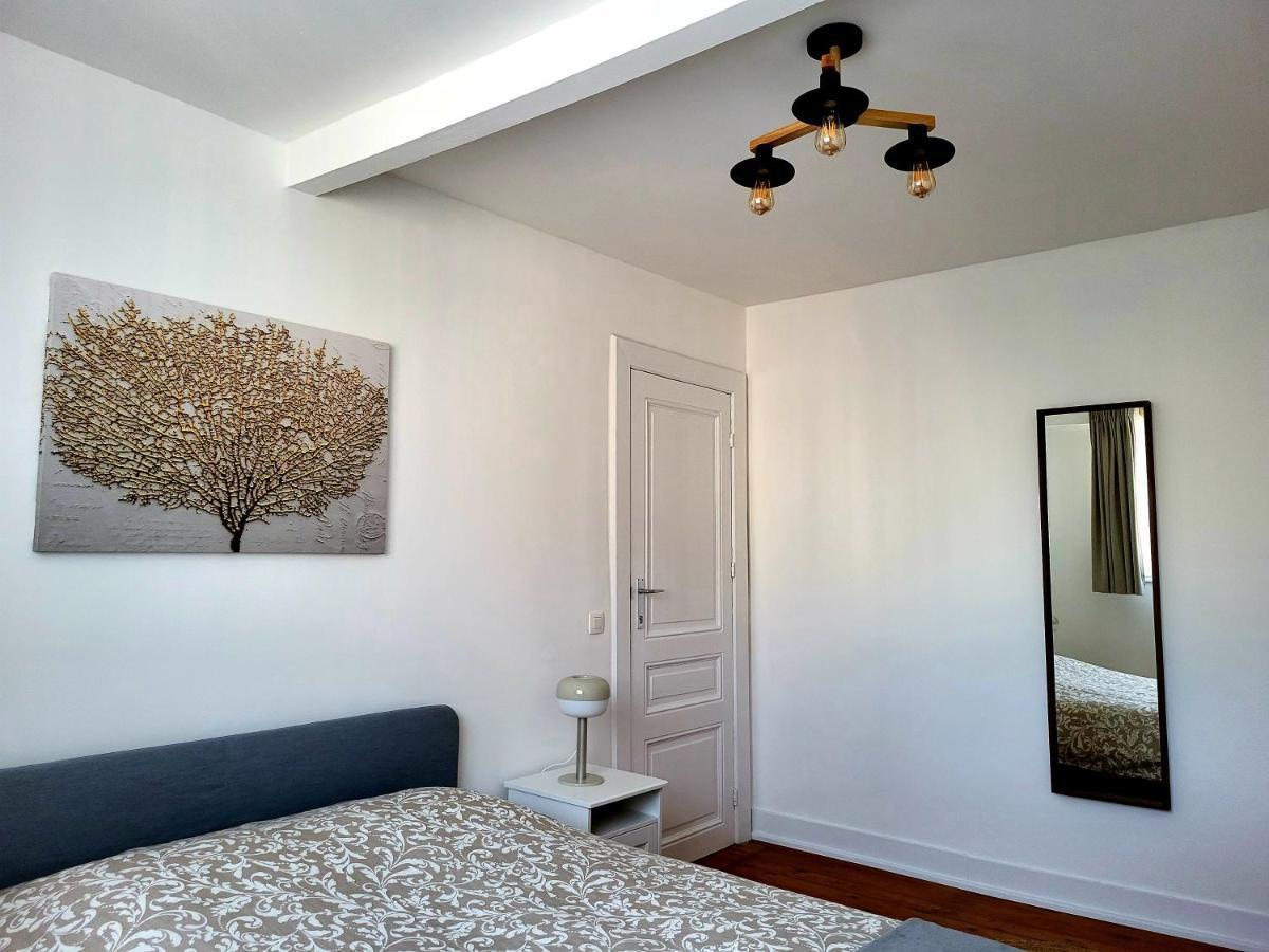 Brussels Bed & Blockchain Private With Shared Bathroom *