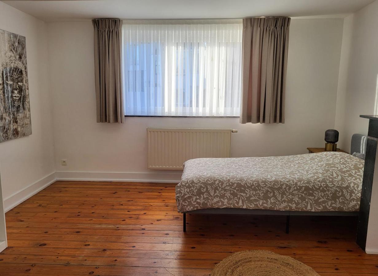 Brussels Bed & Blockchain Private With Shared Bathroom Casa de hóspedes