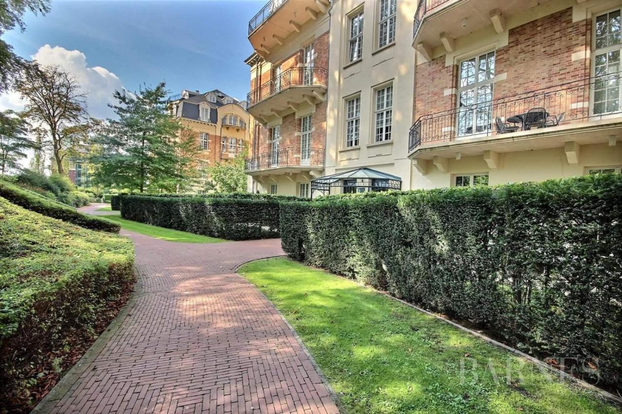 Apartment Hyde Park, Duplex De Charme Dans Une De Standing Brussels