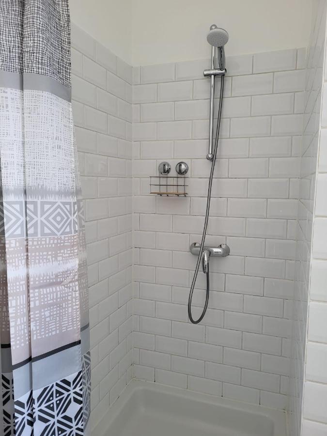 Brussels Bed & Blockchain Private With Shared Bathroom Casa de hóspedes