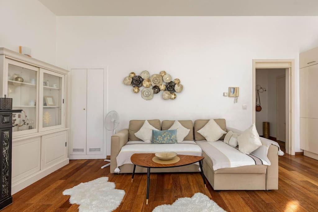 Bel Proche De Gare Du Midi, A Cote Du Centre Brussels