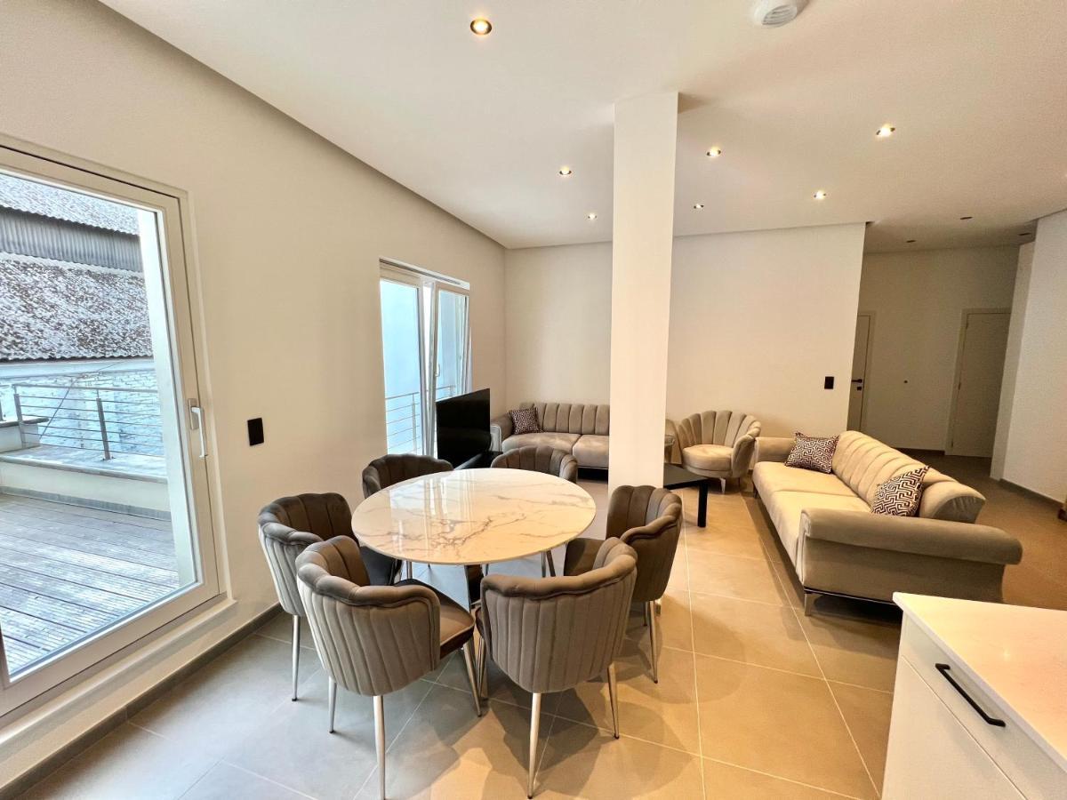 Luxury Brand New Apartment