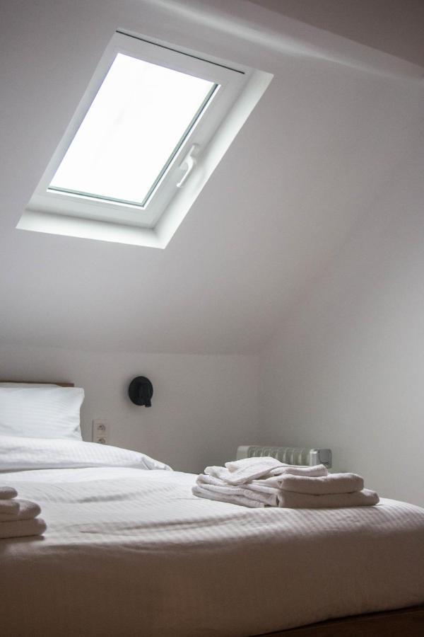 Quartier Louise Apartment