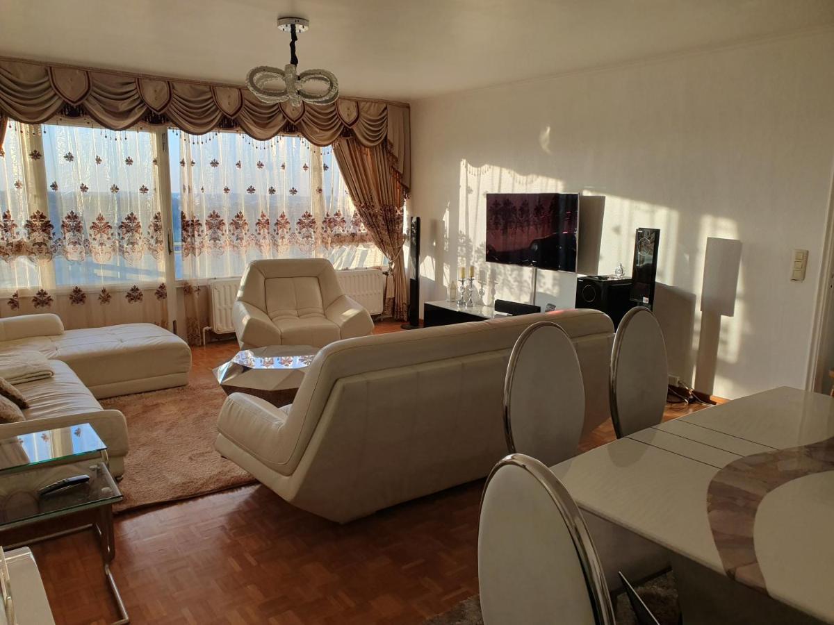 Skyline View Apartment *