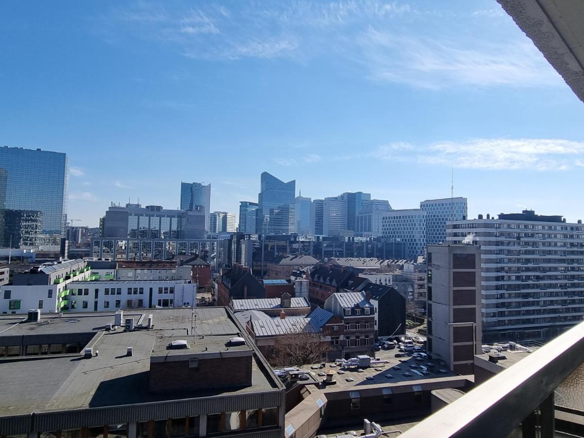 Panoramic View Studio Apartment *