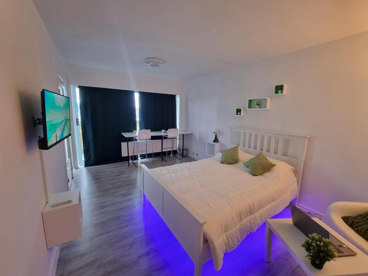 Panoramic View Studio Brussels