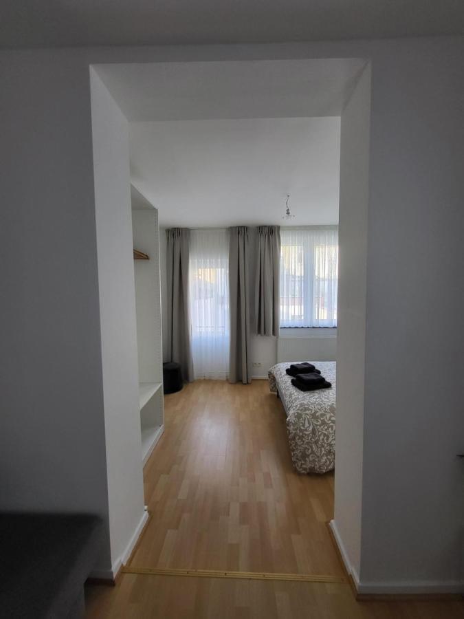 Alicia, Idealement Situe * Etterbeek