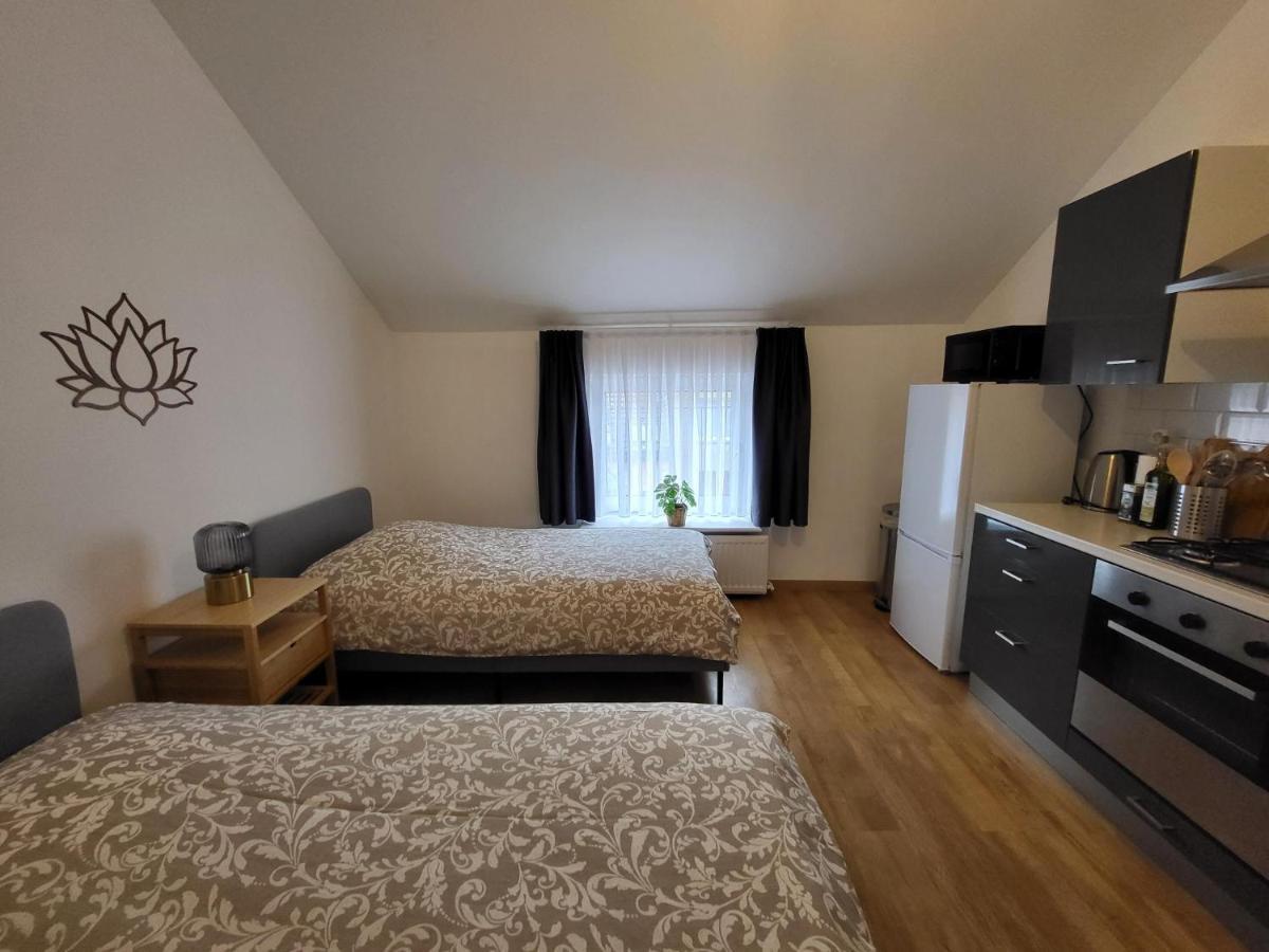 Idealement Situes - Eu * Etterbeek