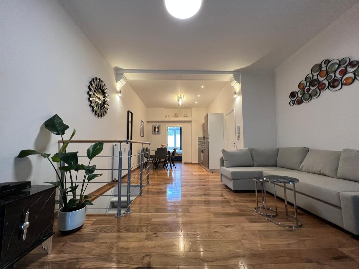 Design Europarlament With Private Terrace Appartement