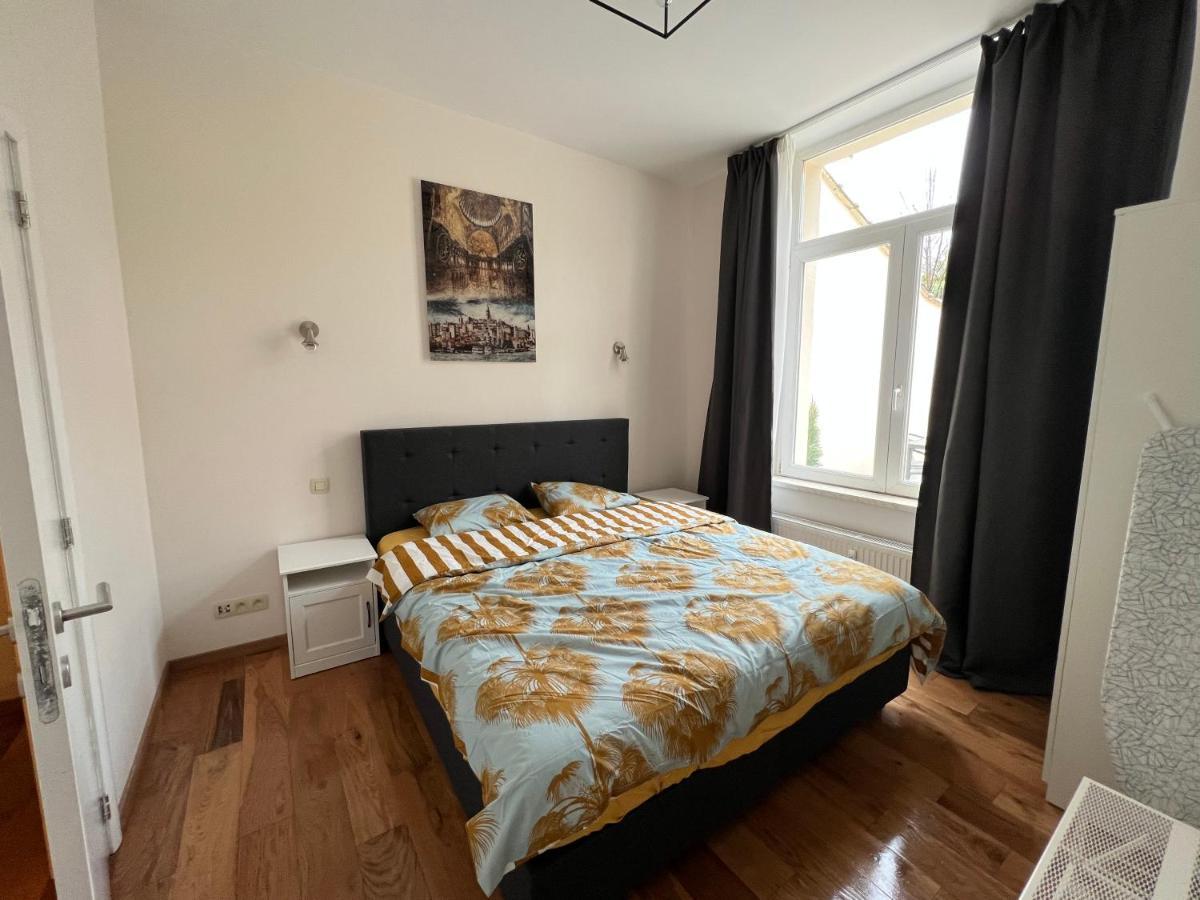 Design Europarlament With Private Terrace