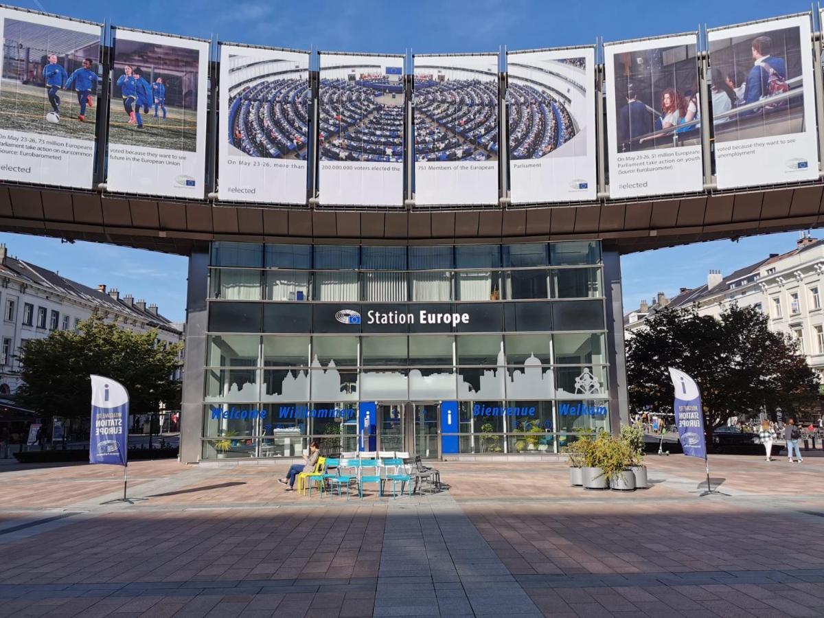 Design Europarlament With Private Terrace Apartment Brussels