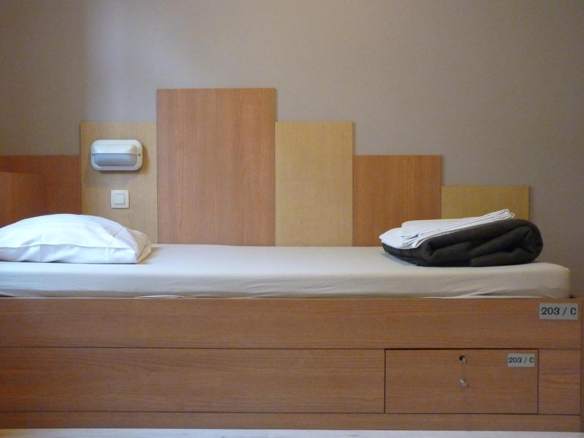 Sleep Well Youth Albergue