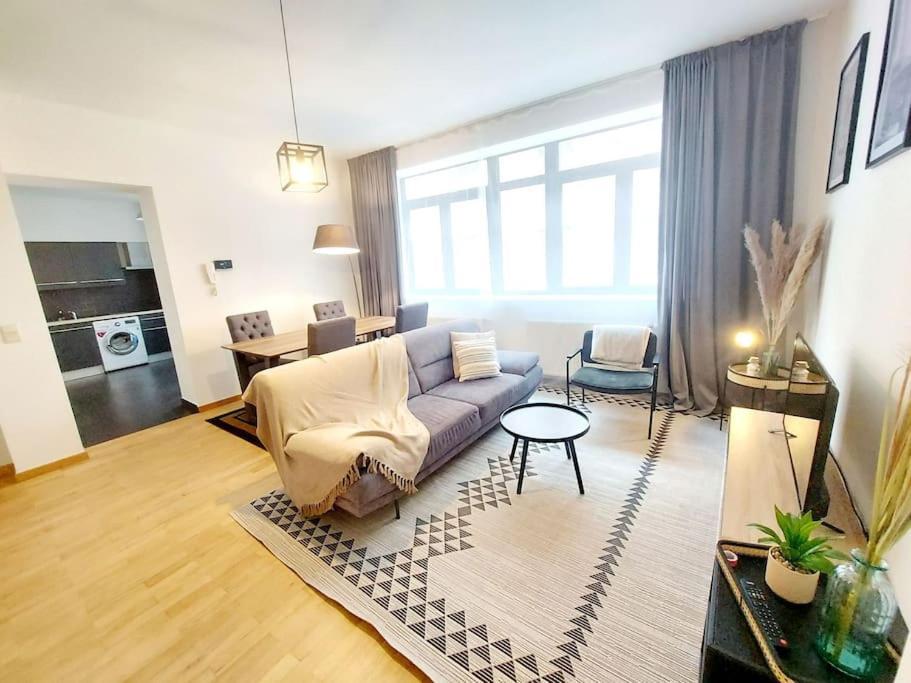 Cozy In Center. * Brussels