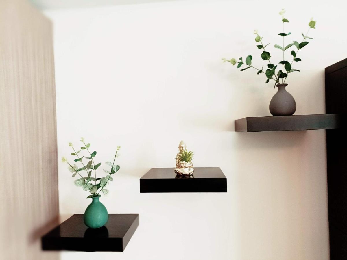 Cozy 2 Bedroom - Metro Montgomery