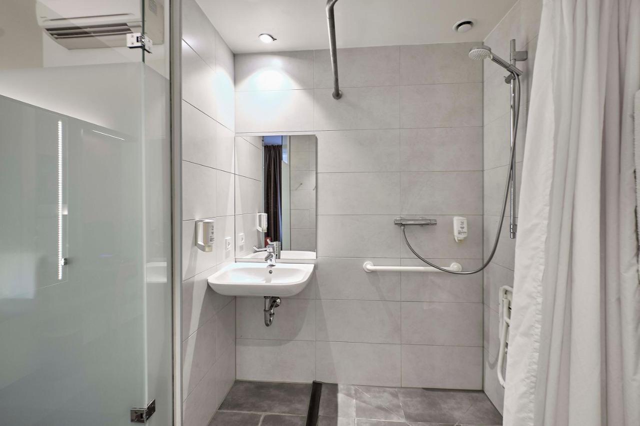 Easyhotel City Centre Hotel 3*