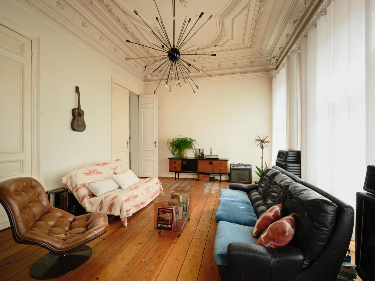 Căn hộ Charming And Spacious House With Leafy Private Garden Close To Historical Center Of