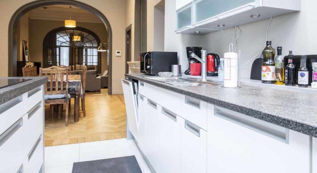 Chic 3-bedroom For Rent To Professionals In Ixelles * Brussels