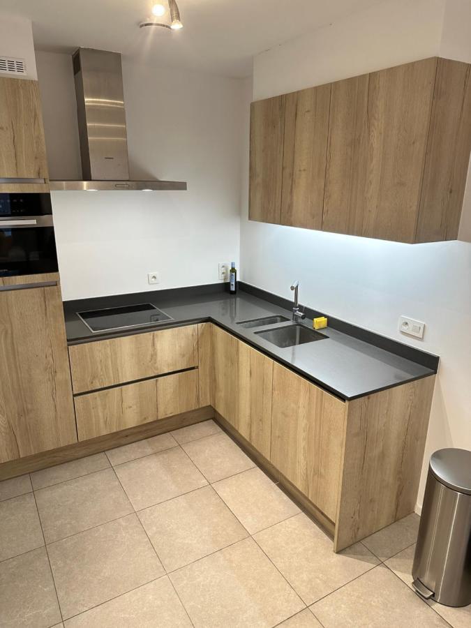 Apartment Canal View One Bedroom Flat *