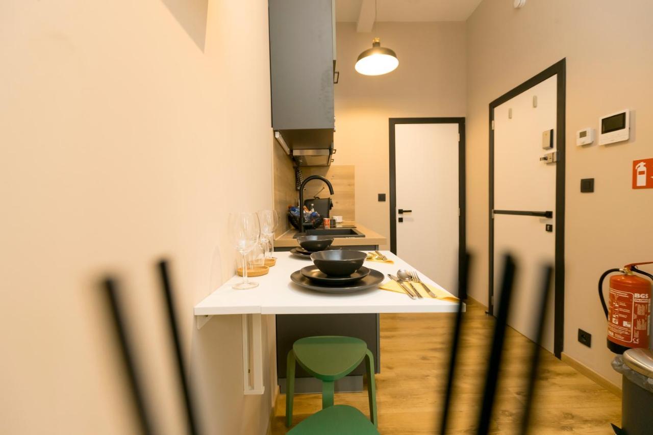Golden Dove Luxury Aparts Appartement *