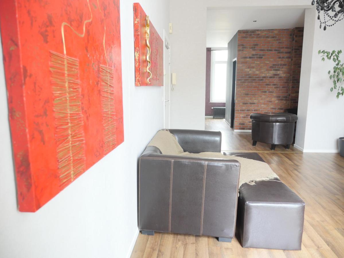 Loft Atypique Avec Terrasse Apartamento