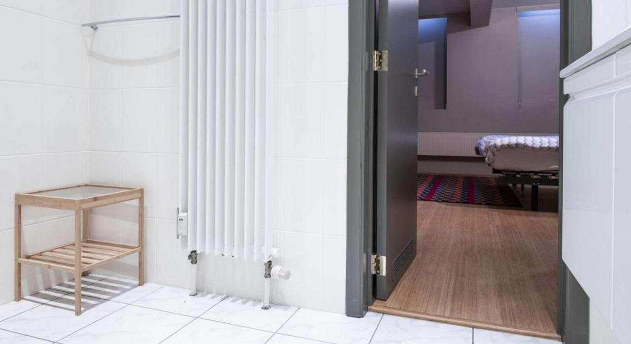 Chic 3-bedroom For Rent To Professionals In Ixelles * Brussels