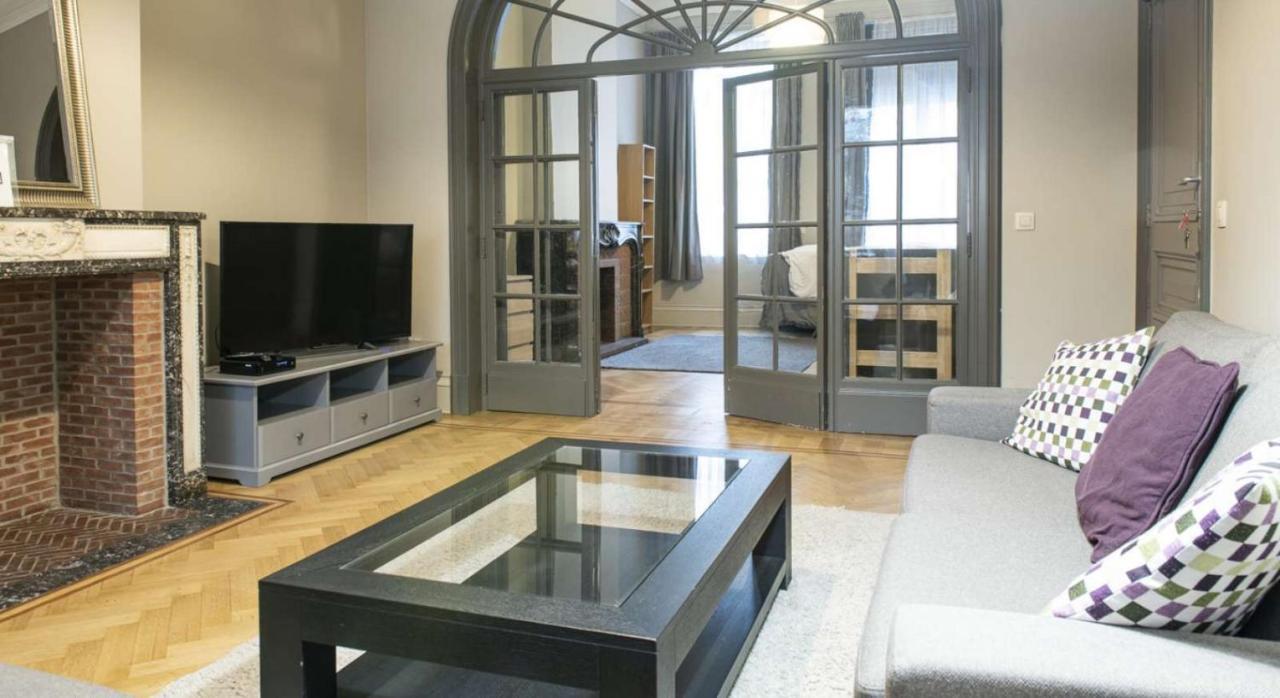 Apartment Chic 3-bedroom For Rent To Professionals In Ixelles Brussels