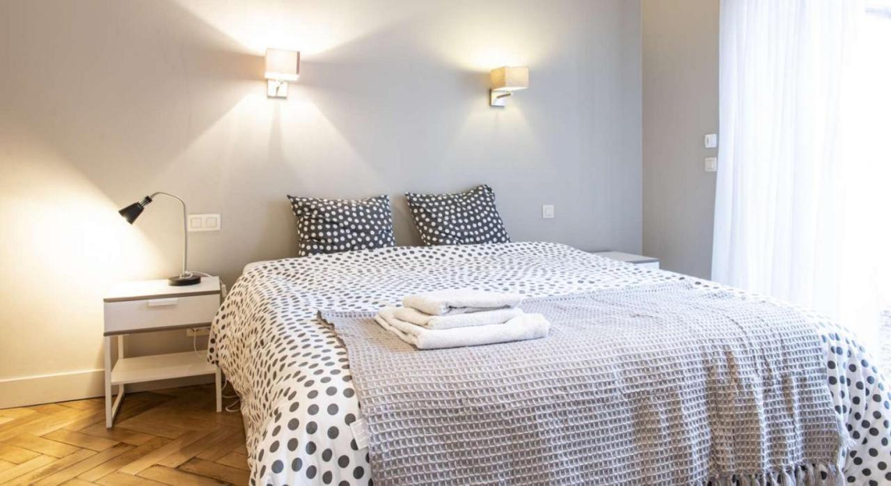 Apartment Chic 3-bedroom For Rent To Professionals In Ixelles Brussels