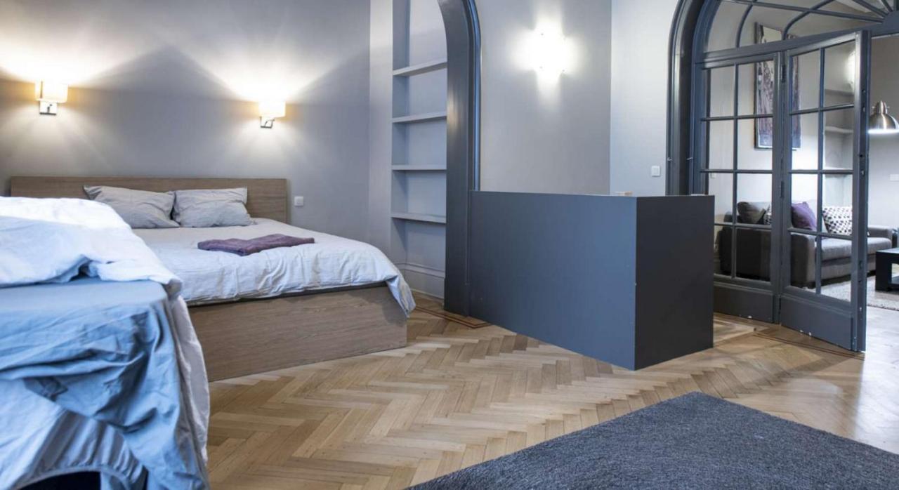 Chic 3-bedroom For Rent To Professionals In Ixelles * Brussels
