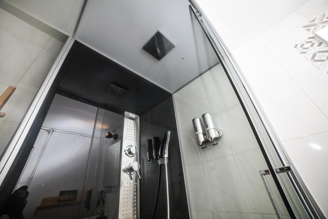Centre Hidden Gem! For Up To 3 People Apartment *