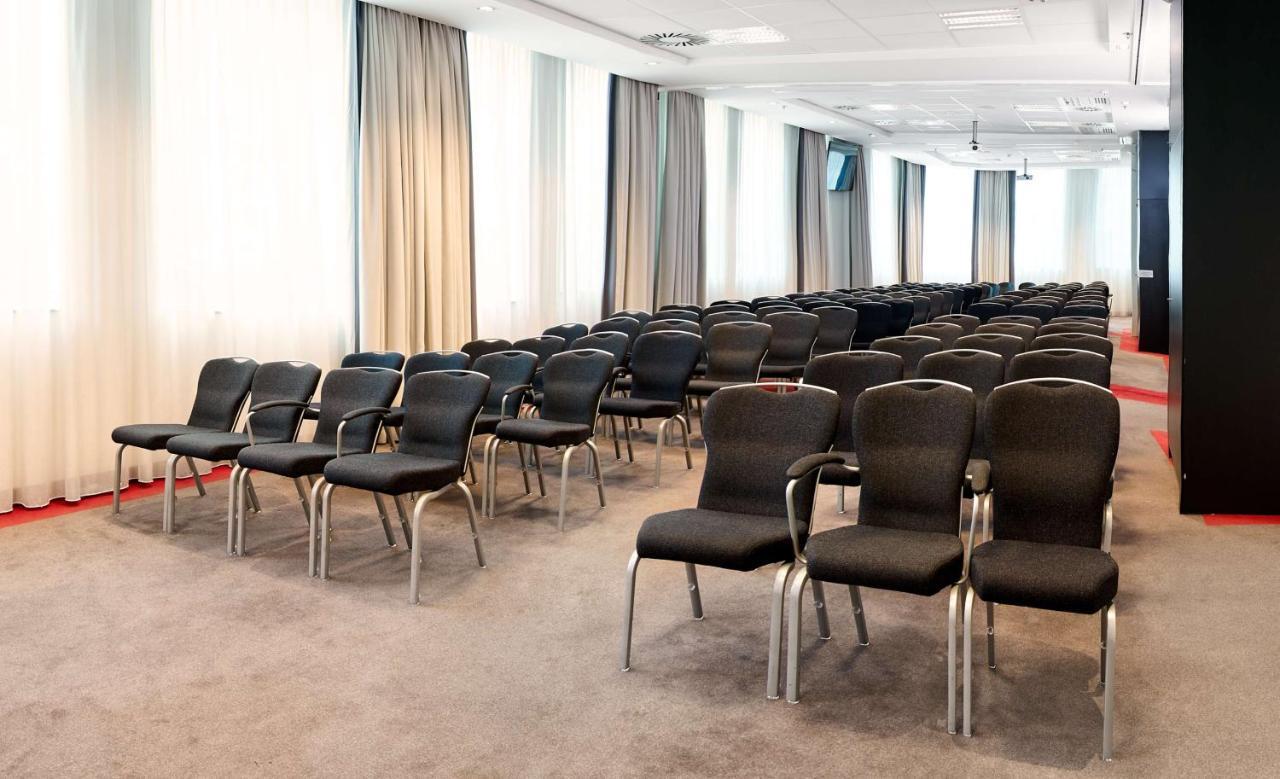 Park By Radisson Brussels Centre Midi Hotel