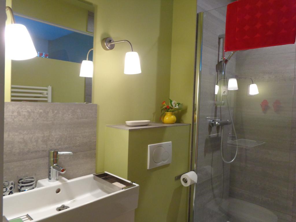 Bed & Breakfast La Chambre Du Zodiaque Brussels