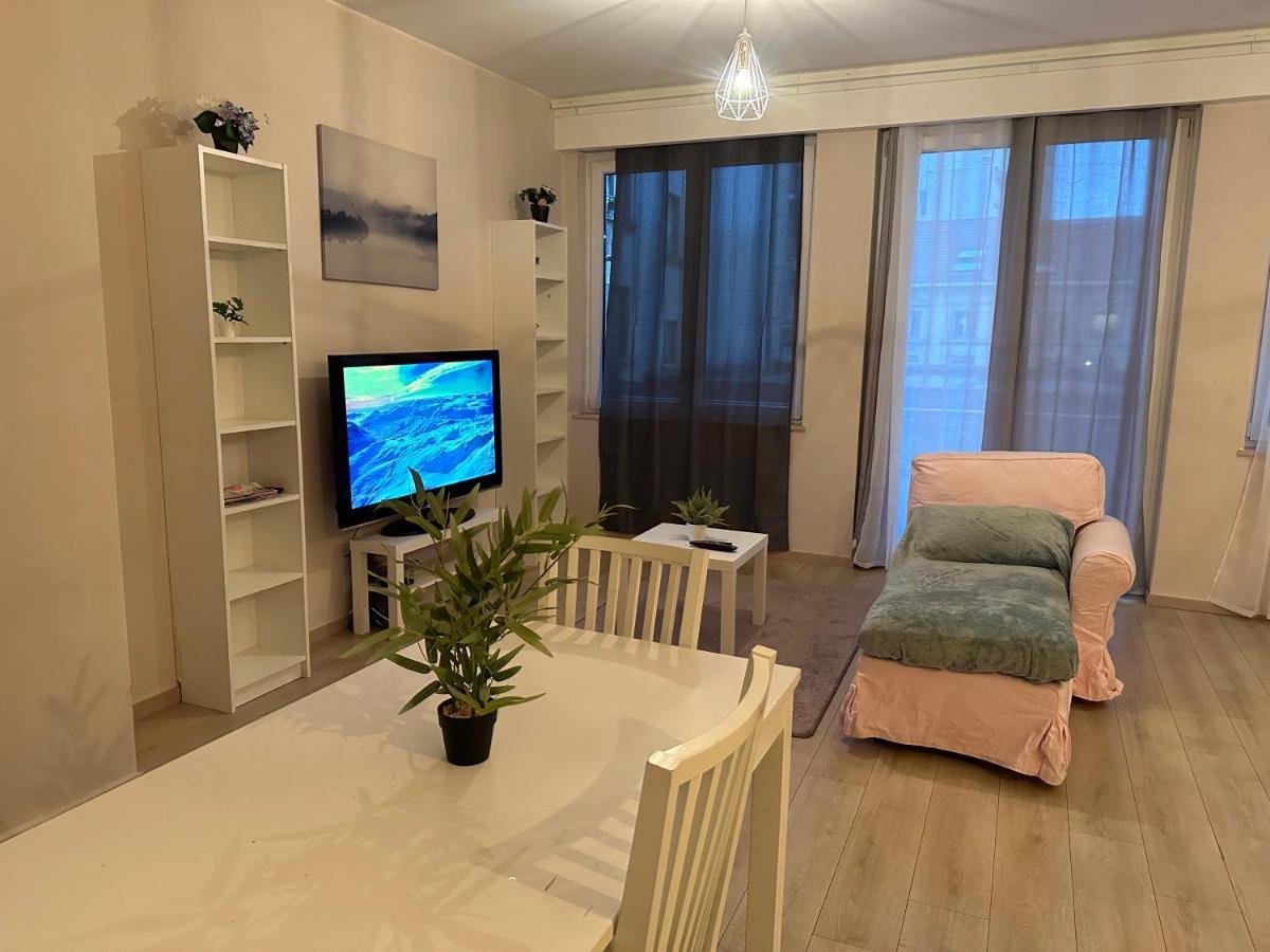 Logement Entier 2 Chambres Centre * Bruxelas