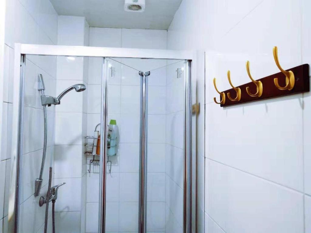 Cozy With Share The Bathroom And Kitchen Privatunterkunft *