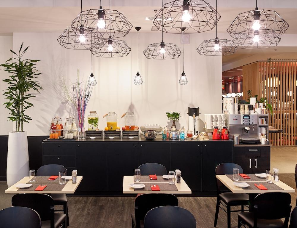 Park By Radisson Brussels Centre Midi 3*