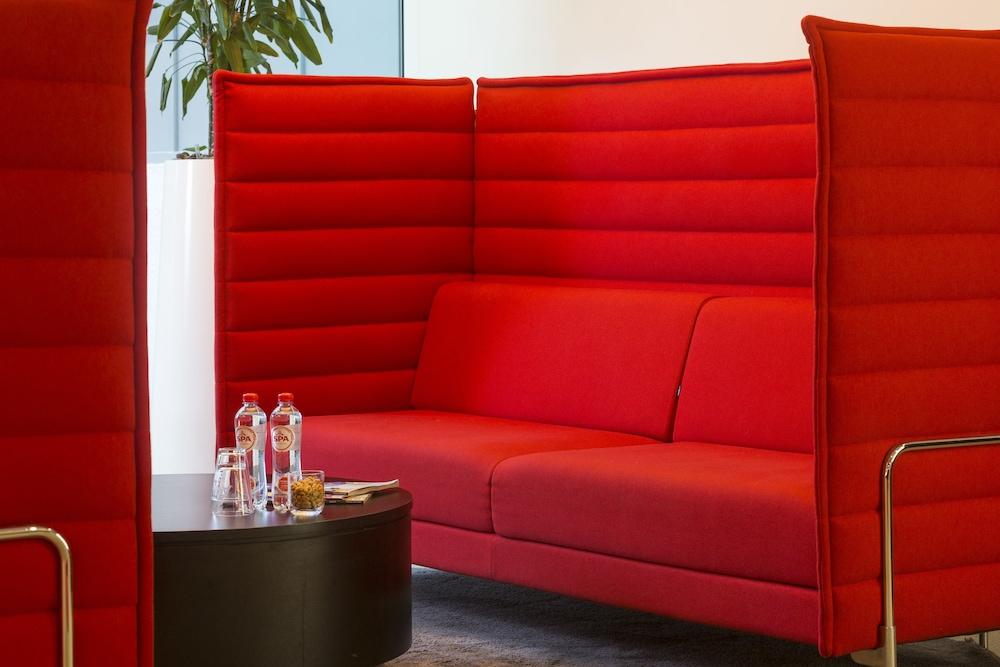 Hotel Park By Radisson Brussels Centre Midi 3*