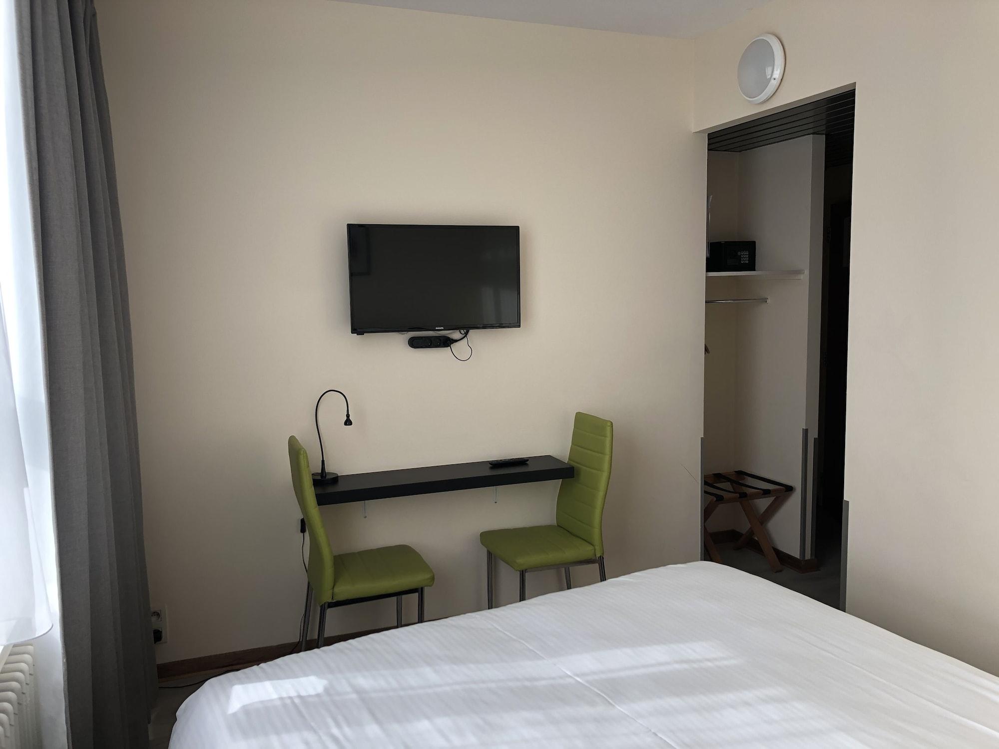 Slina Brussels