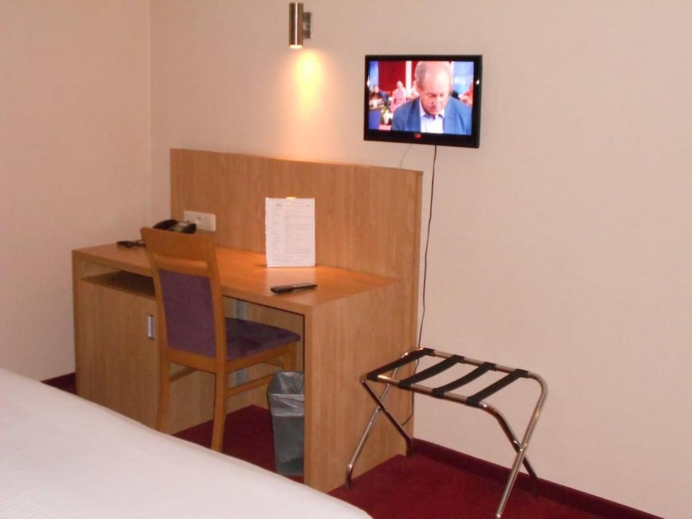 Jill Brussels Hotel 4*