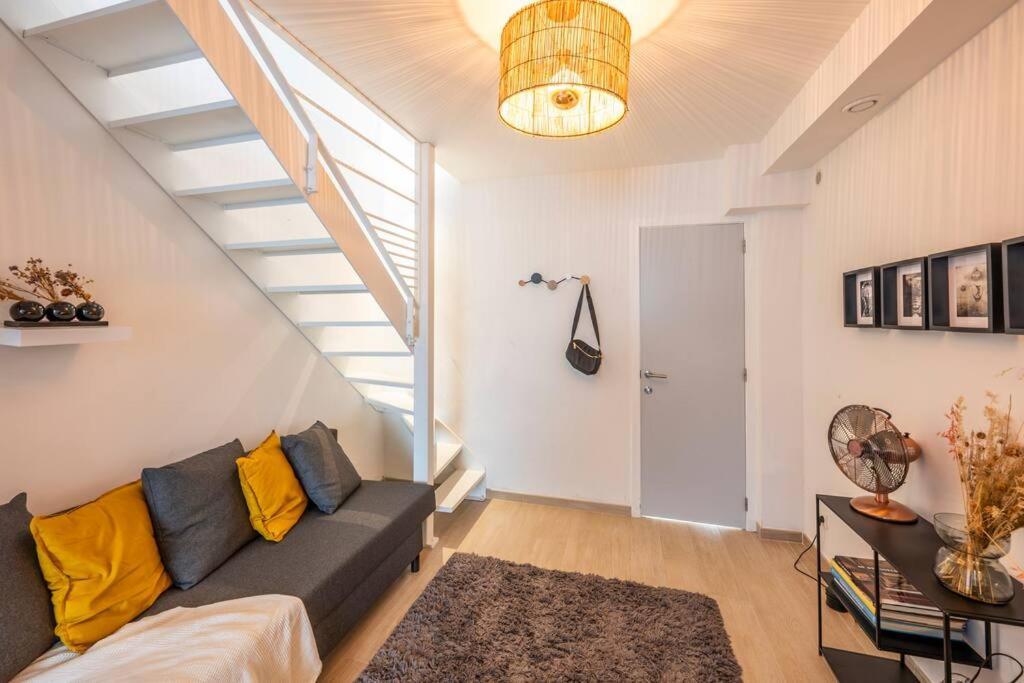 Superb 3 Bedroom & 3 Bathroom Duplex In Centre Appartement