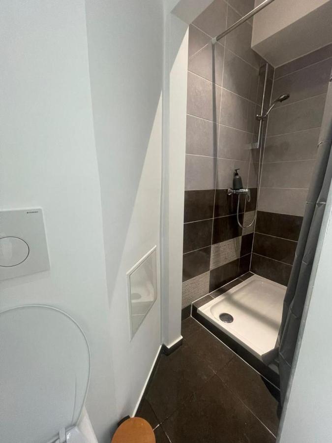 Schaerbeek 2 Homestay *