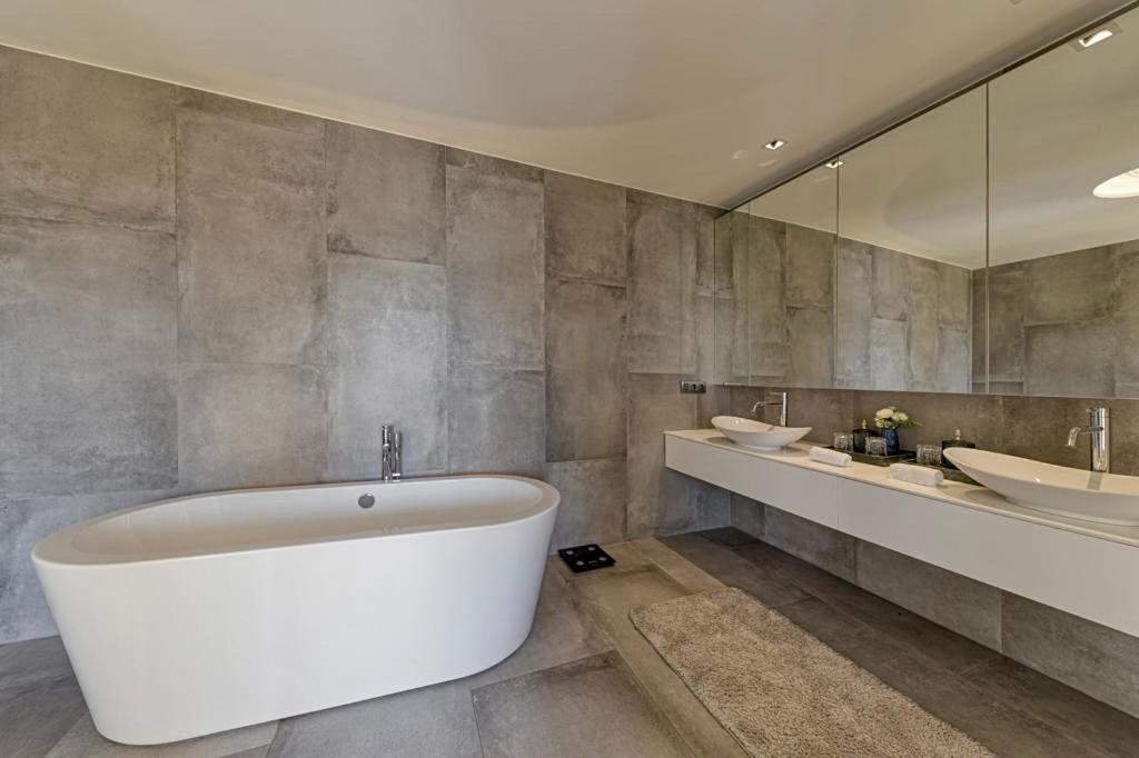 Penthouse 400m2 Dans Le Centre Apartamento