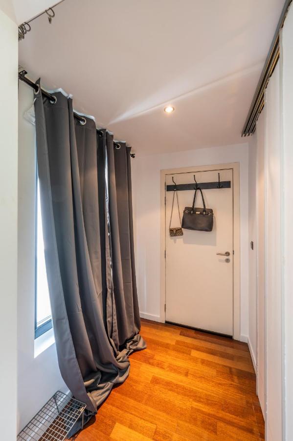 Sensational In Fantastic Location Apartment *